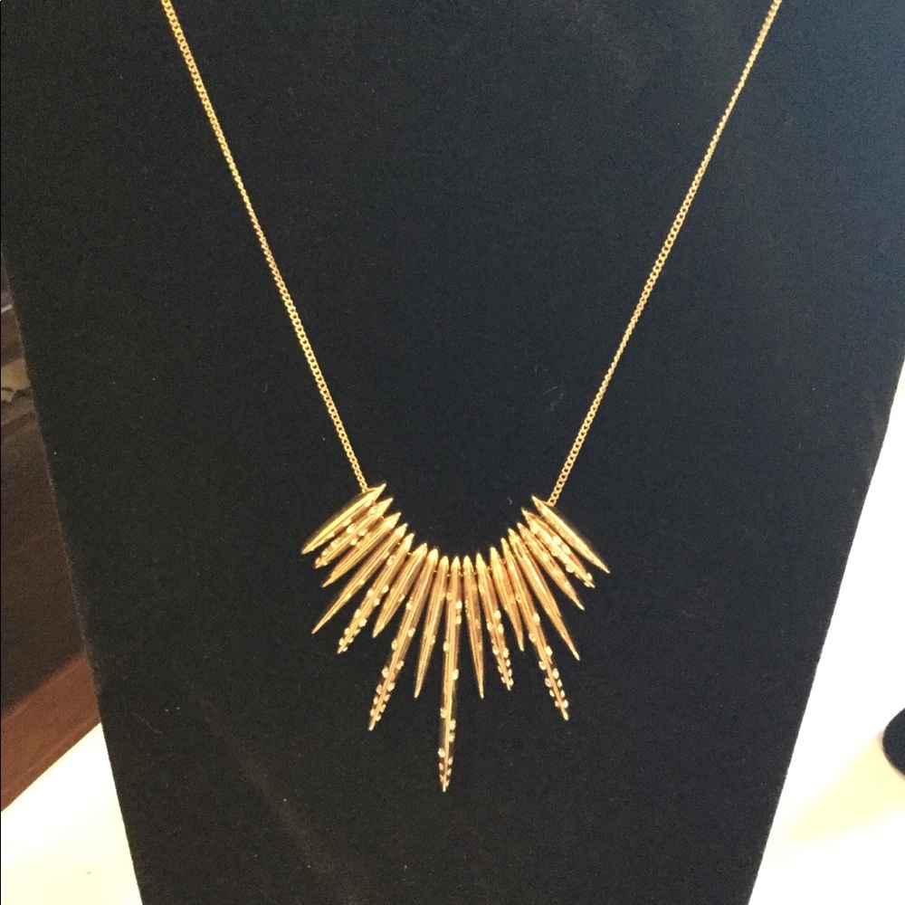 Avon Pacific Rays Necklace - Picture 2 of 6